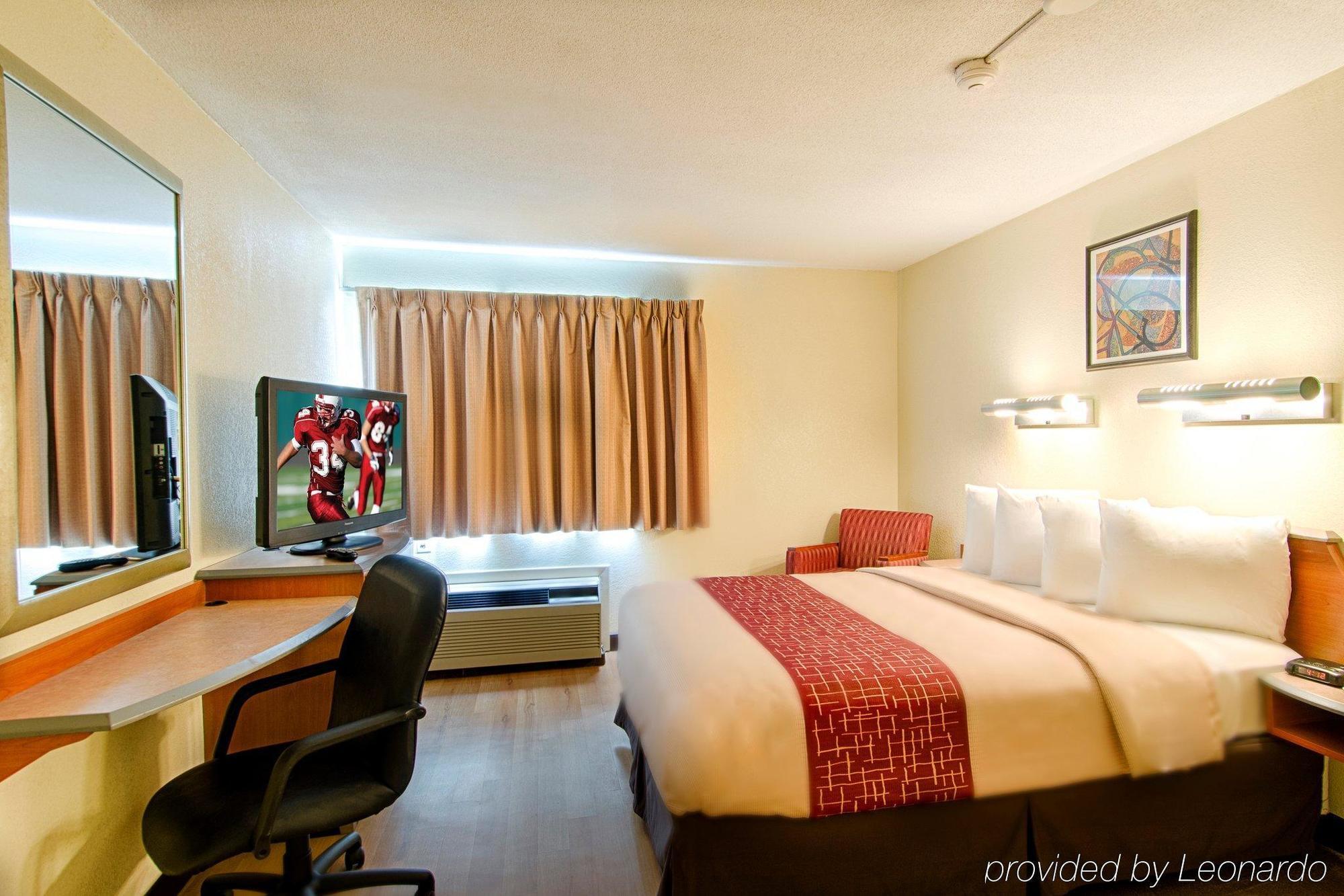 Red Roof Inn Plus+ South Deerfield - Amherst Exterior foto