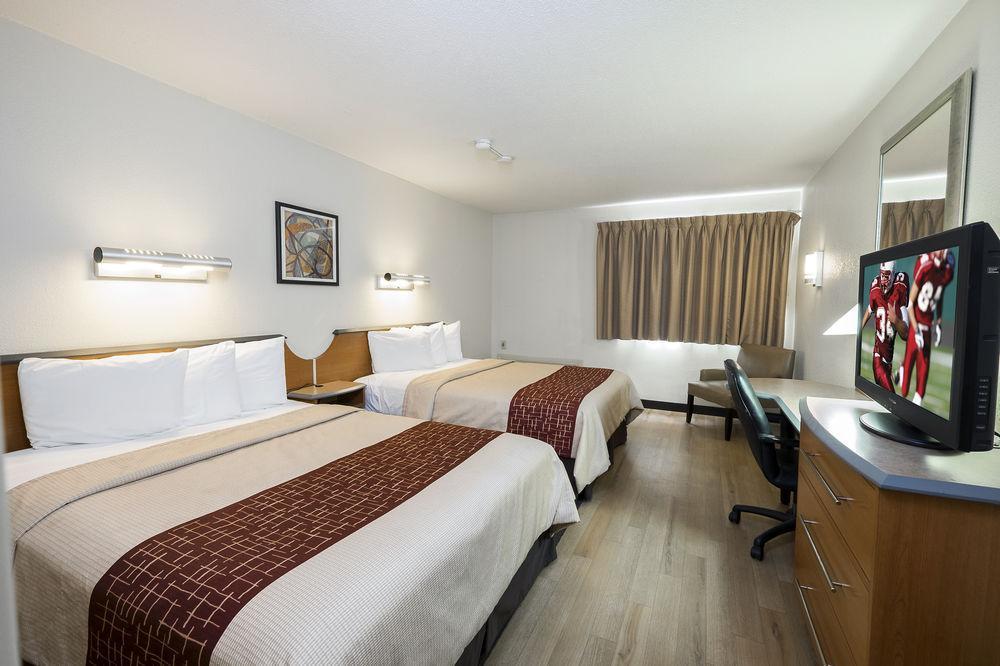 Red Roof Inn Plus+ South Deerfield - Amherst Exterior foto