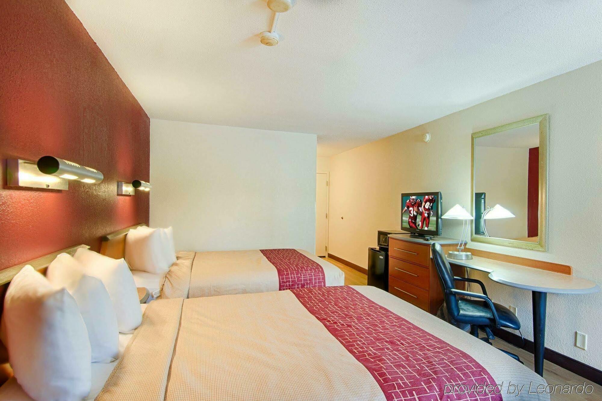 Red Roof Inn Plus+ South Deerfield - Amherst Exterior foto
